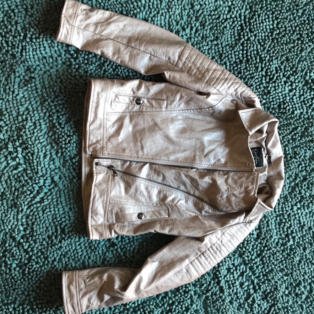 🥂Champagne sassy accent jacket 🎀